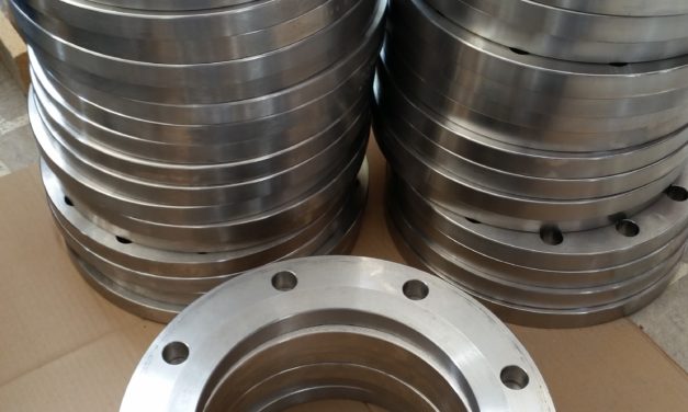 Доставка на неръждаеми глухи и плоски фланци от марка 304L